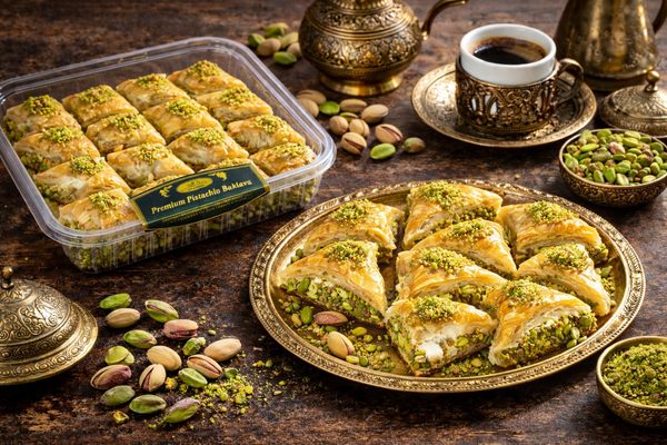 Şöbiyet with pistachio and kaymak-style cream — creamy baklava variety for export gifting